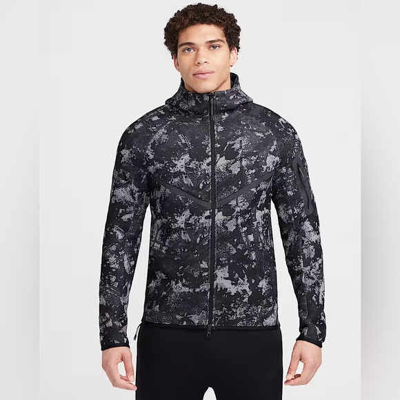 Nike Tech Windrunner
Men's Fleece Full-Zip Hoodie- NEW - Picture 1 of 7